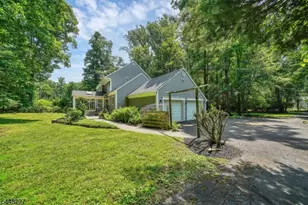 277 Fairview Ave, Washington Township, NJ 07853 - Photo 34