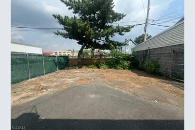 100 Main St, Woodbridge Township, NJ 07095 - Photo 20