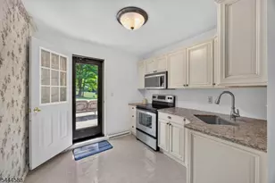 1652 County Rd 565, Vernon, NJ 07461 - Photo 16