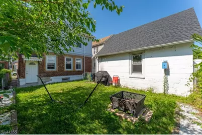 353 Princeton Ave, Hillside, NJ 07205 - Photo 6