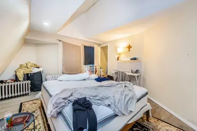 124 N 17th St, East Orange, NJ 07017 - Photo 4