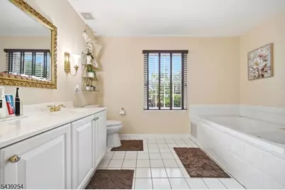 75 Spring Hill Cir, Wayne, NJ 07470 - Photo 14
