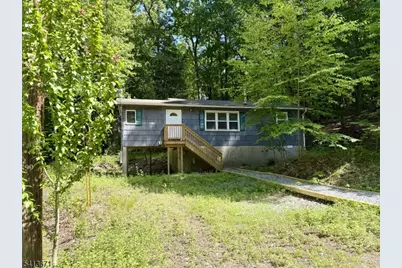56 Appleseed Rd, Vernon, NJ 07461 - Photo 2