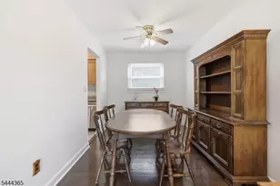 9 Brearly Crescent, Mount Olive, NJ 07836 - Photo 8
