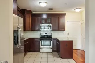104 E Elizabeth Ave, Linden, NJ 07036 - Photo 4