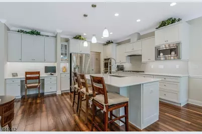 27 Fillmore Dr, Morris Township, NJ 07960 - Photo 10