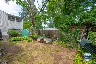 33 Monroe Pl #2, Bloomfield, NJ 07003 - Photo 20