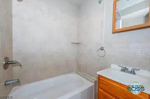 33 Monroe Pl, Bloomfield, NJ 07003 - Photo 18