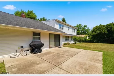 23 Sweetbriar Rd, Franklin Township, NJ 08873 - Photo 42