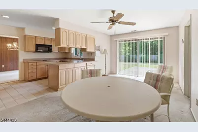 23 Sweetbriar Rd, Franklin Township, NJ 08873 - Photo 10