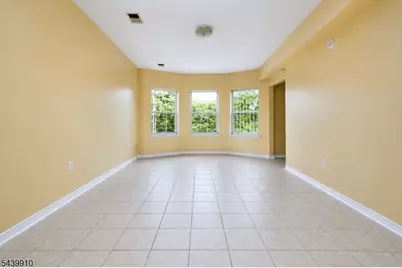 42 Astor St, Newark, NJ 07114 - Photo 2
