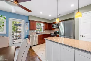 561 Rogers Dr, Roxbury Township, NJ 07850 - Photo 8