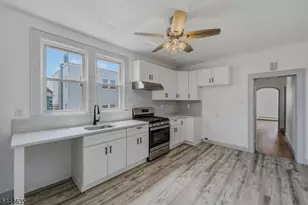 18 John St, Kearny, NJ 07032 - Photo 2