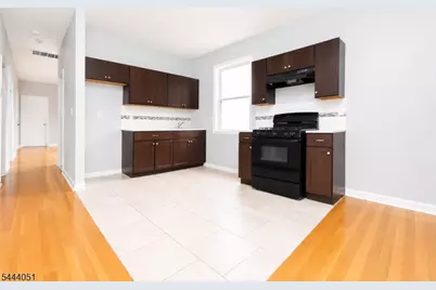 737 S 14th St, Newark, NJ 07103 - Photo 4