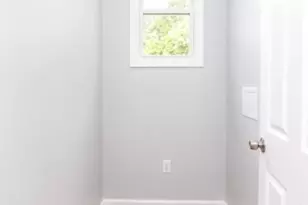 737 S 14th St, Newark, NJ 07103 - Photo 10