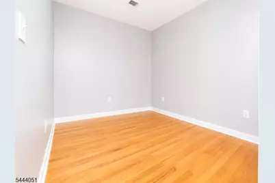 737 S 14th St, Newark, NJ 07103 - Photo 12
