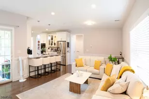 67 Bluffs Ct, Hamburg, NJ 07419 - Photo 12