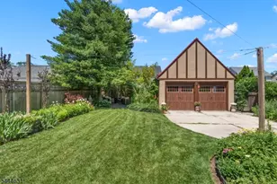 1030 Sterling Rd, Union Township, NJ 07083 - Photo 34