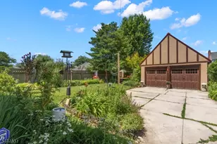 1030 Sterling Rd, Union Township, NJ 07083 - Photo 34