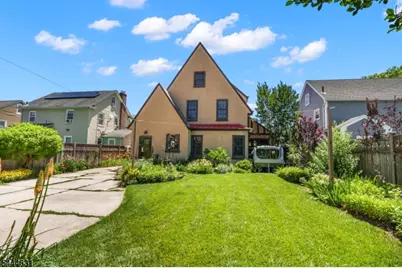 1030 Sterling Rd, Union Township, NJ 07083 - Photo 42