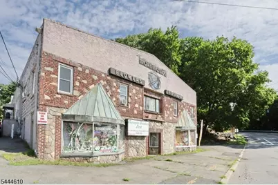 554 W Broadway, Haledon, NJ 07508 - Photo 1