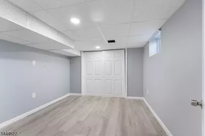 325 Roycefield Rd, Hillsborough Township, NJ 08844 - Photo 20