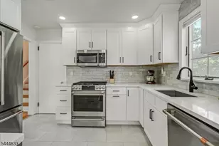 48 Woodland Ave, Verona Twp., NJ 07044 - Photo 10