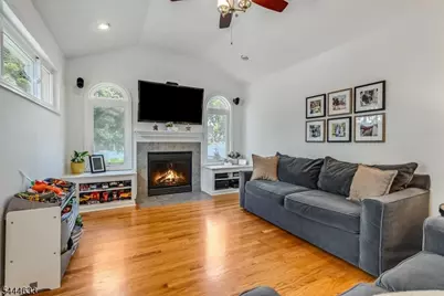 48 Woodland Ave, Verona Twp., NJ 07044 - Photo 14