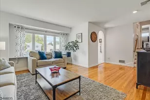 48 Woodland Ave, Verona Twp., NJ 07044 - Photo 6