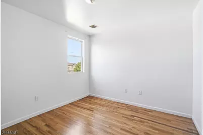 524 Mulberry St, Newark, NJ 07114 - Photo 36