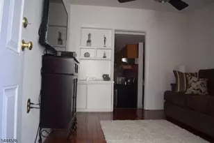 140 South St, Newark, NJ 07114 - Photo 2