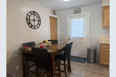 36 Maplewood Ave, Woodbridge Township, NJ 07067 - Photo 12
