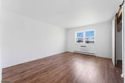 100 Pierson Miller Dr #22, Pompton Lakes, NJ 07442 - Photo 1