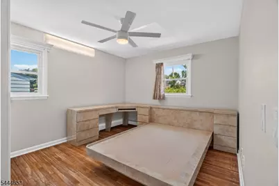 25 Cleveland Ave, East Hanover Township, NJ 07936 - Photo 22