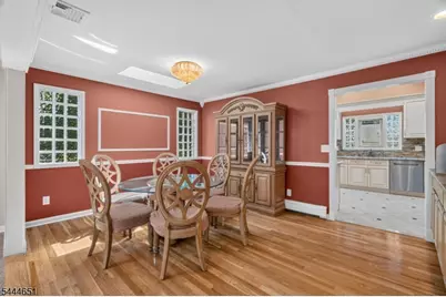 25 Cleveland Ave, East Hanover Township, NJ 07936 - Photo 8