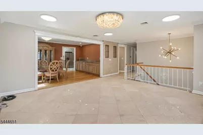 25 Cleveland Ave, East Hanover Township, NJ 07936 - Photo 12