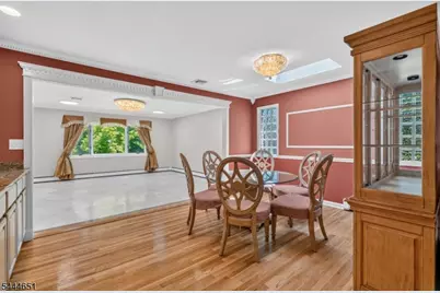 25 Cleveland Ave, East Hanover Township, NJ 07936 - Photo 10