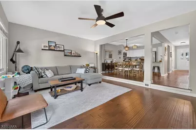 8 Saxonney Cir, Raritan Township, NJ 08822 - Photo 10
