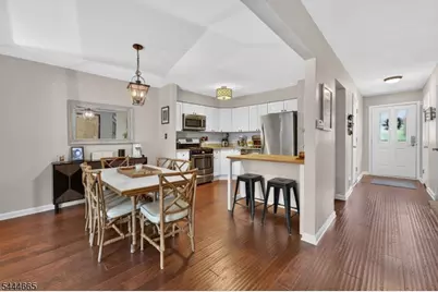 8 Saxonney Cir, Raritan Township, NJ 08822 - Photo 8