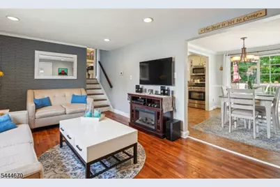 27 Edgewood Ave, Springfield, NJ 07081 - Photo 4