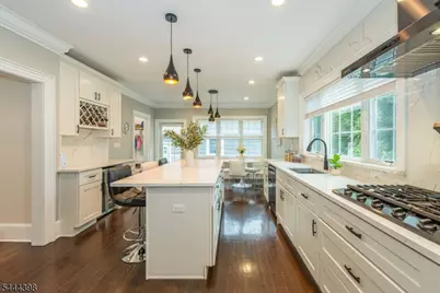 202 Watchung Ave, Montclair Twp., NJ 07043 - Photo 12
