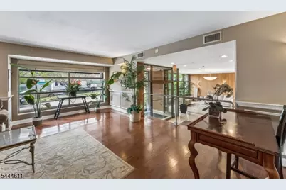 60 Parkway Dr, East Orange, NJ 07017 - Photo 14