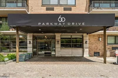 60 Parkway Dr, East Orange, NJ 07017 - Photo 16