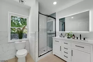 65 Eastern Pkwy, Newark, NJ 07106 - Photo 20
