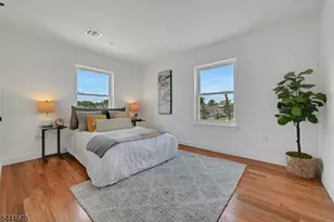 65 Eastern Pkwy, Newark, NJ 07106 - Photo 18