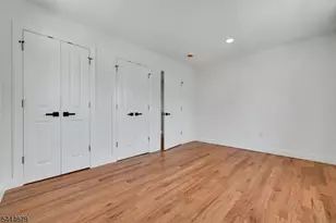 65 Eastern Pkwy, Newark, NJ 07106 - Photo 24