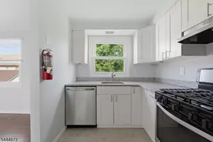 55 Marconi St, Clifton, NJ 07013 - Photo 10
