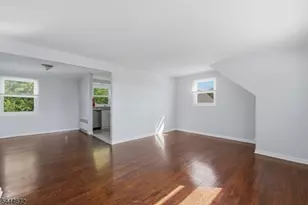 55 Marconi St, Clifton, NJ 07013 - Photo 4