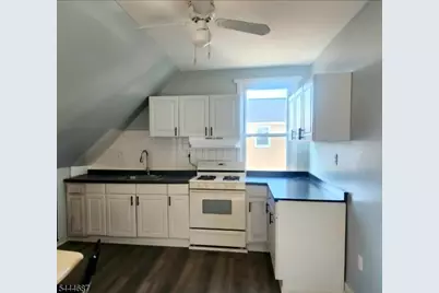 301 Hagel Ave, Linden, NJ 07036 - Photo 4
