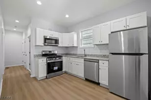 18 Charles St, Bloomfield, NJ 07003 - Photo 2